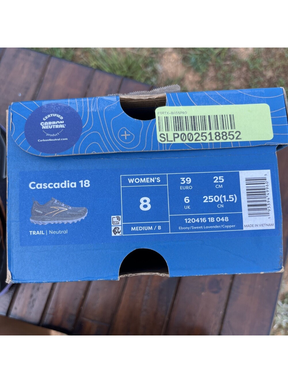 New! Brooks Cascadia 18 Trail Running Shoes Ladies Ebony Lavender Sz 8 $140 MSRP - Picture 7 of 7